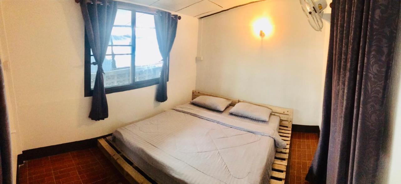 Winter House Chiang Rai Hotel Екстериор снимка