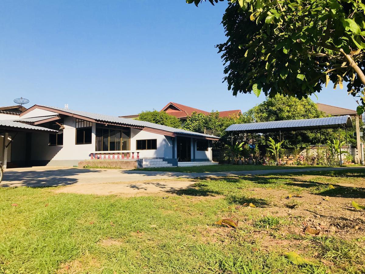 Winter House Chiang Rai Hotel Екстериор снимка
