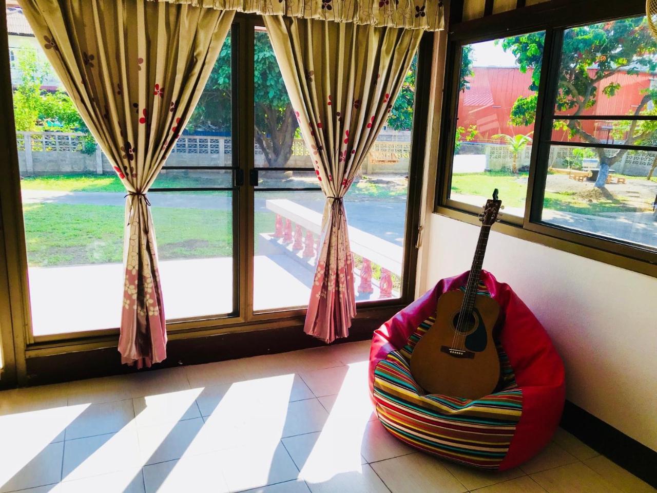 Winter House Chiang Rai Hotel Екстериор снимка