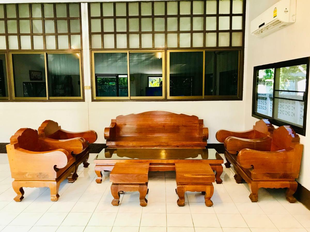 Winter House Chiang Rai Hotel Екстериор снимка